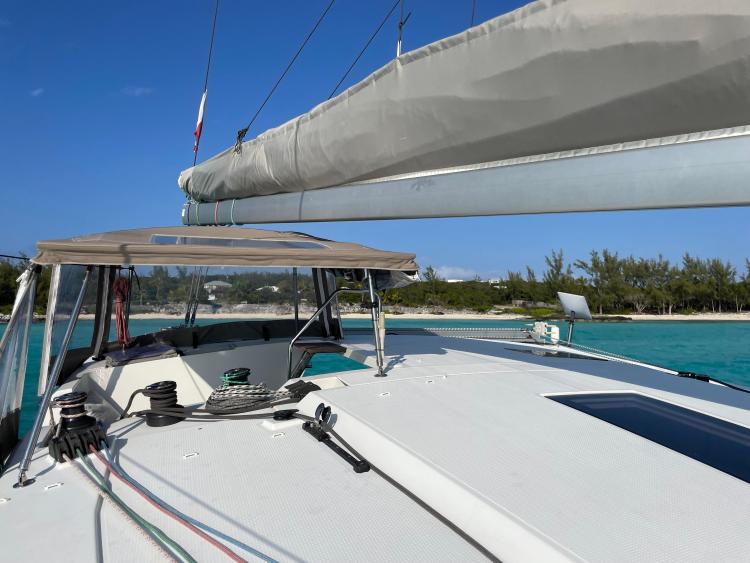 b9b5a_2016-fountaine-pajot-lucia-40-sail-9423220-20240610084956316-1_xlarge.jpg