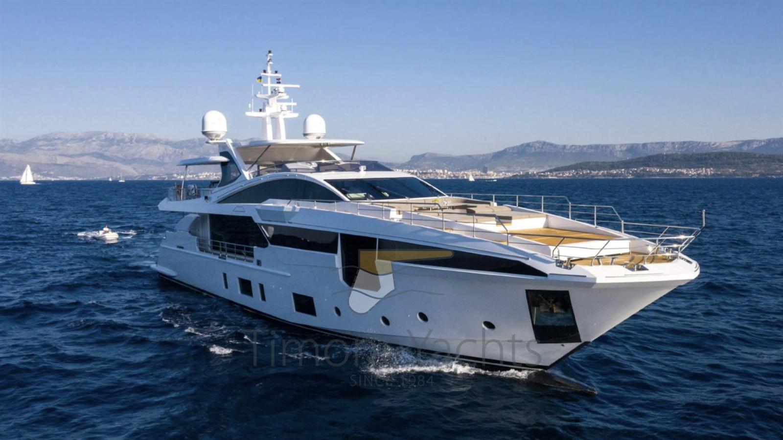 azimut Grande 35 metri