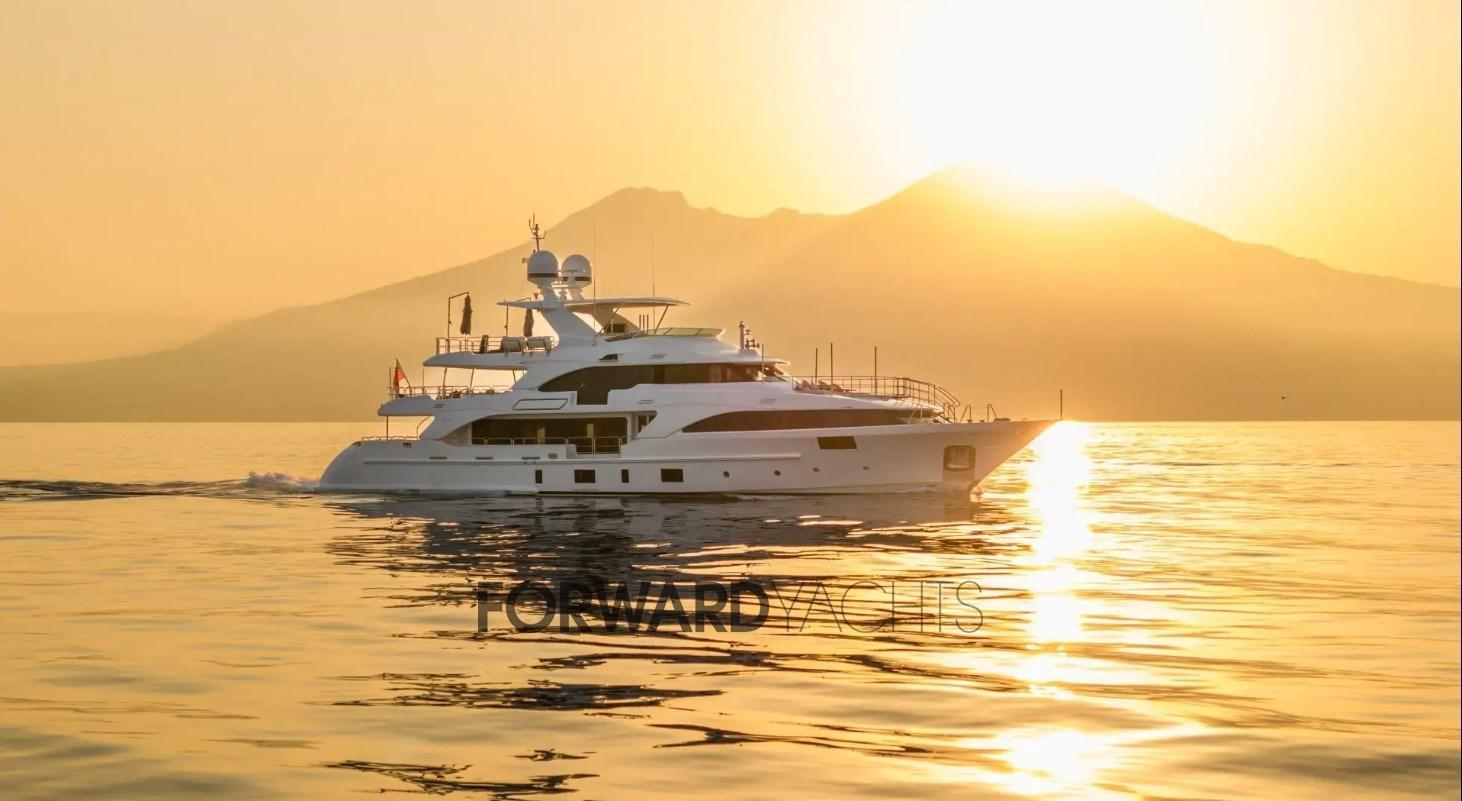 benetti 121 classic