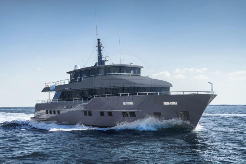 gulf craft Nomad 95 suv