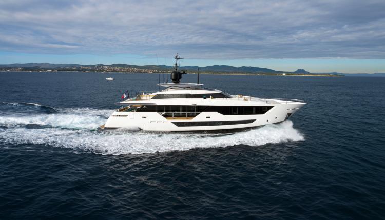 Custom line 106-img1